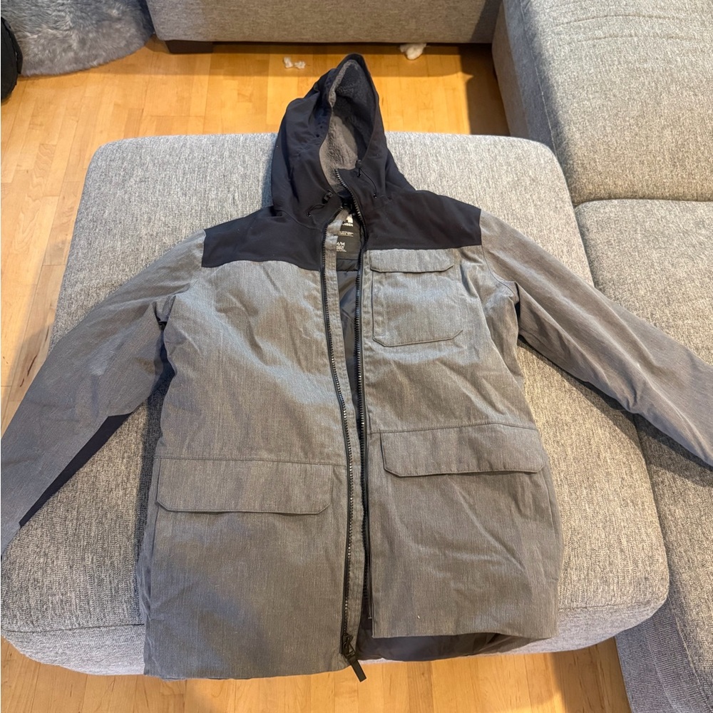 Helly Hansen Men's Gray Hooded Ski Jacket